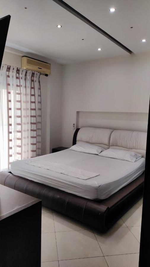 Lolu Apartment Plus Privat Parking Vlorë Extérieur photo