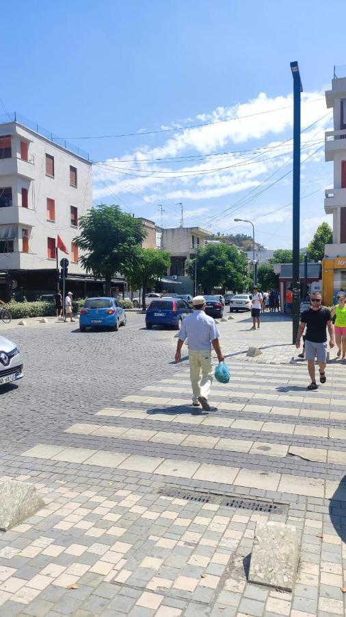 Lolu Apartment Plus Privat Parking Vlorë Extérieur photo